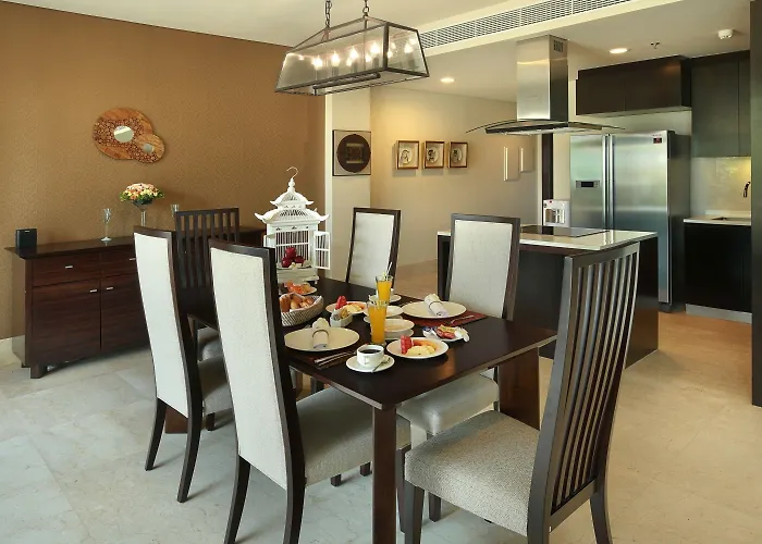 アパート Luxury At Ayana Residences ジンバラン